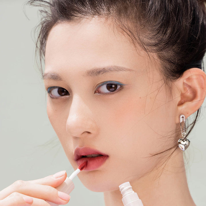 INTO U カスタマイズエアリーリップマッドのコピー