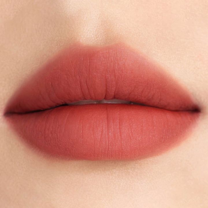 INTO U カスタマイズエアリーリップマッドのコピー