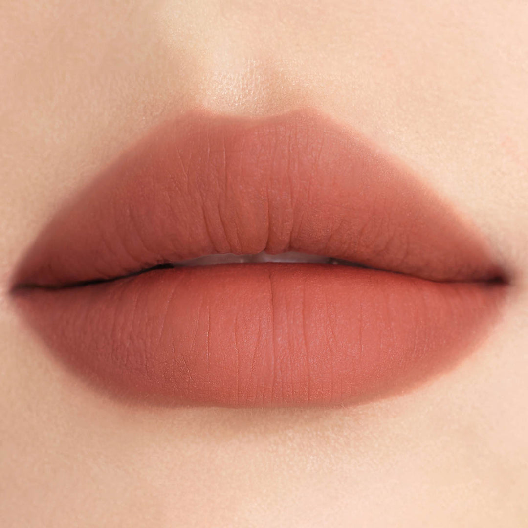 INTO U カスタマイズエアリーリップマッドのコピー